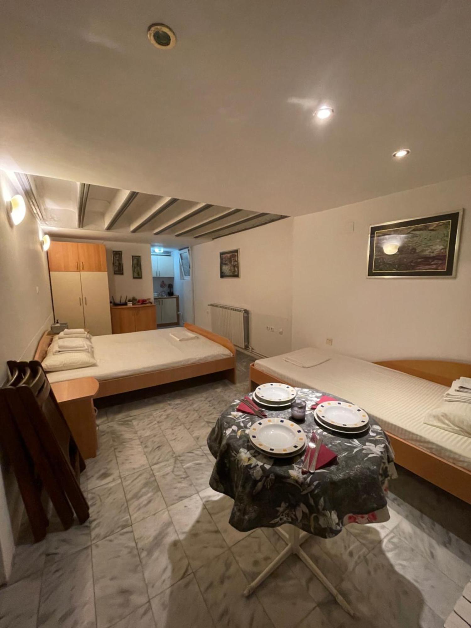Apartments Evelyn Ohrid Exterior photo